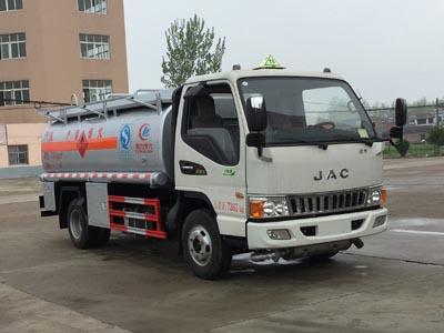 江淮骏铃5.6方小型加油车 江淮骏铃5.6方小型加油车
