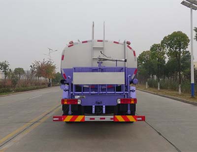 福田13吨环卫洒水车