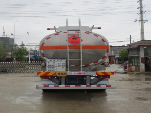 东风天锦小三轴25.5方铝合金油罐车