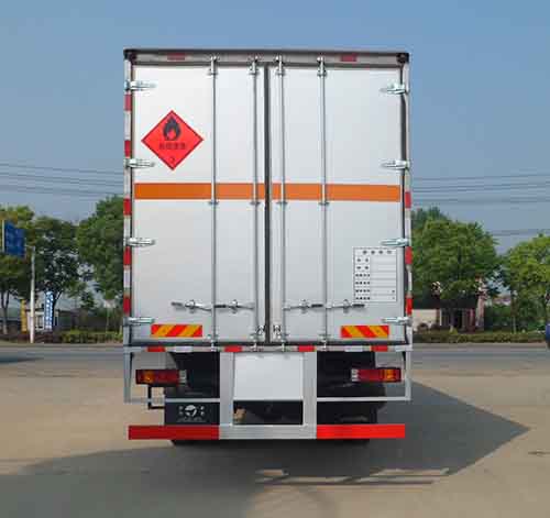 豪瀚小三轴厢长8.68-9.58米易燃气体厢式运输车